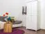 Kleiderschrank | 2 Drehtüren | 4 Fächer | mit Kleiderstange | 80 cm breit | Massivholz | Farbe: Weiß Abbildung