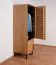 Schrank Slatina 47, Farbe: Eiche / Schwarz, teilmassiv - Abmessungen: 203 x 56 x 63 cm (H x B x T)