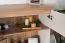 Elegante Vitrine Safotu 03, Weiß Hochglanz / Walnuss, 122 x 95 x 41 cm, zweifarbig, Soft Close System der Türen, 3 geräumige Fächer mit viel Stauraum