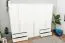 Großer Kleiderschrank | 6 Drehtüren | 4 Schubladen | 5 Fächer | mit 3 Kleiderstangen | 277 cm breit | Farbe: Weiß Abbildung