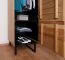 Schrank Slatina 47, Farbe: Eiche / Schwarz, teilmassiv - Abmessungen: 203 x 56 x 63 cm (H x B x T)