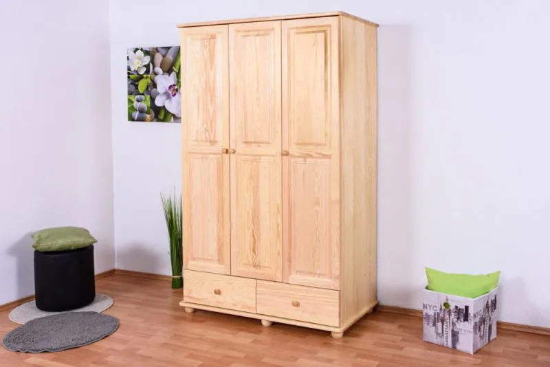 Kleiderschrank | 3 Drehtüren | 2 Schubladen | 4 Fächer | mit Kleiderstange | 123 cm breit | Massivholz | Farbe: Natur Abbildung