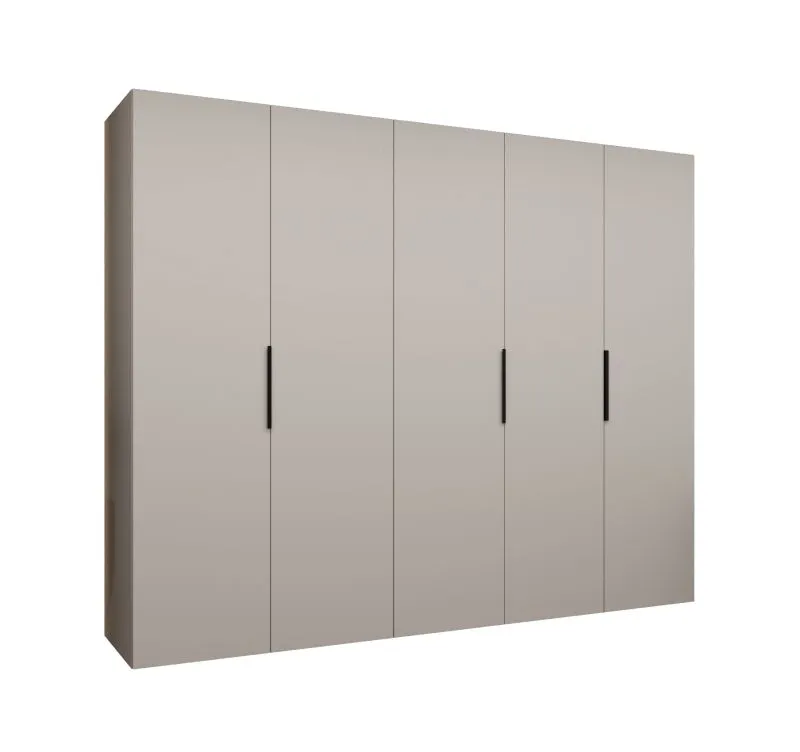 Kleiderschrank mit drei Kleiderstangen Korab 42, Farbe: Kaschmir, 2,5 Meter breit, drei Fächer, Soft-Close, fünf Türen, Griffe: Schwarz, Drehtürenschrank