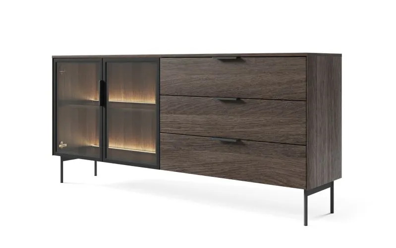 Kommode mit drei Schubladen Chaabane 03 | Farbe: Eiche Dunin / Schwarz | zwei braune Glastüren | inkl. LED-Beleuchtung | Maße: 82,6 x 181 x 39 cm | ABS-Kanten
