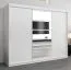 250 cm breiter Kleiderschrank mit 10 Fächern und 3 Türen | Farbe: Weiß Abbildung