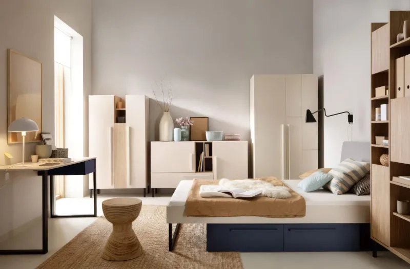 Schlafzimmer Komplett - Set B Authie, 6-teilig, Beige / Eiche hell / Dunkelblau, angenehmes Design, harmonische Farben, einfache und rasche Montage